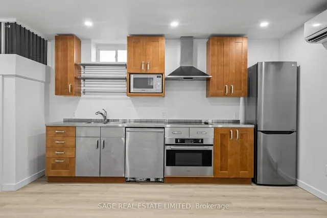 Additional image 31 of 25 Chamberlain Ave