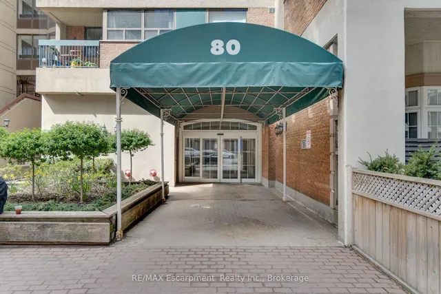 80 Saint Patrick St Unit 820