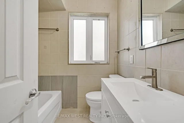 Additional image 21 of 2 Cabot Crt