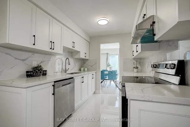 Additional image 22 of 35 Belinda Sq