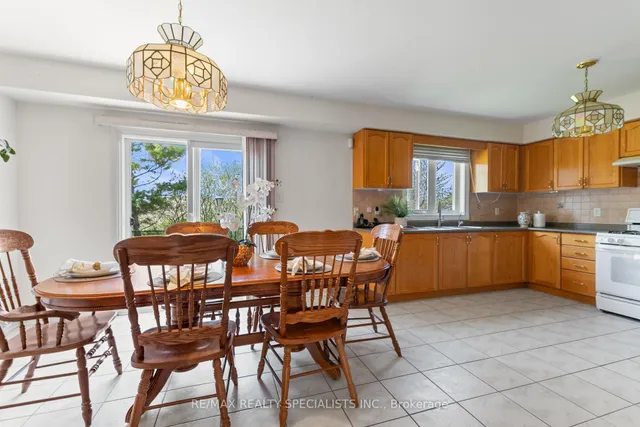 Additional image 5 of 77 Loons Call Cres