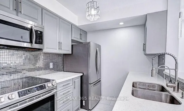 Additional image 6 of 45 Cedarhill Cres Unit 4D