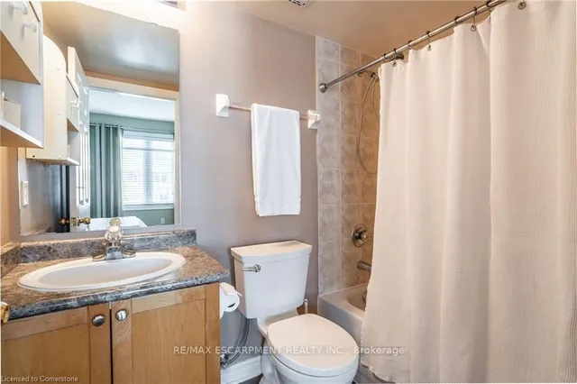 Additional image 13 of 1701 Lampman Ave Unit 201