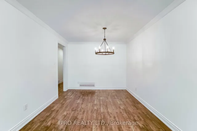 Additional image 12 of 717 Green Meadow Cres