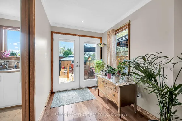 Additional image 11 of 2352 BRINELL Ave