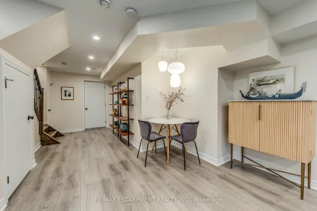 Additional image 35 of 12 Riva Crt