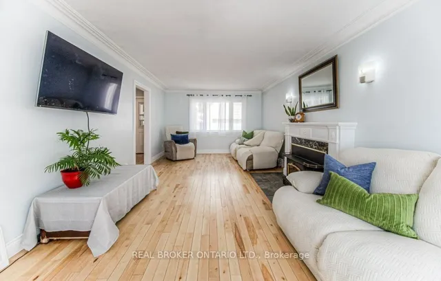 Additional image 22 of 76 Brentwood Ave