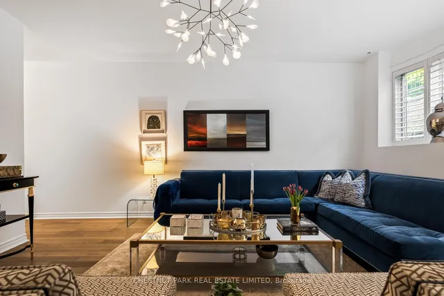 Additional image 37 of 94 Pleasant Blvd