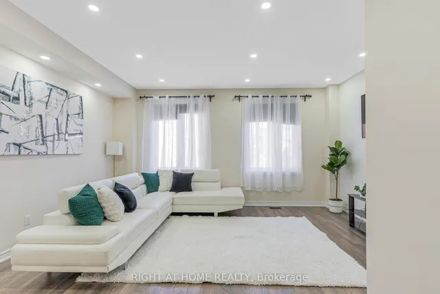 Additional image 6 of 3 Rabbit Run Way