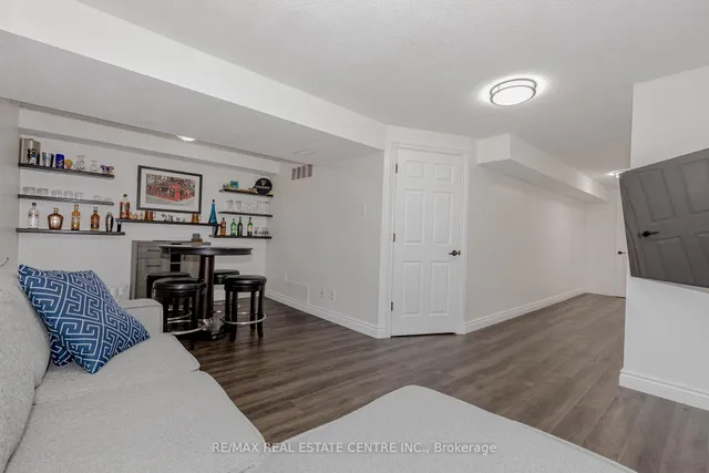 Additional image 36 of 1526 Lancaster Dr Unit 123