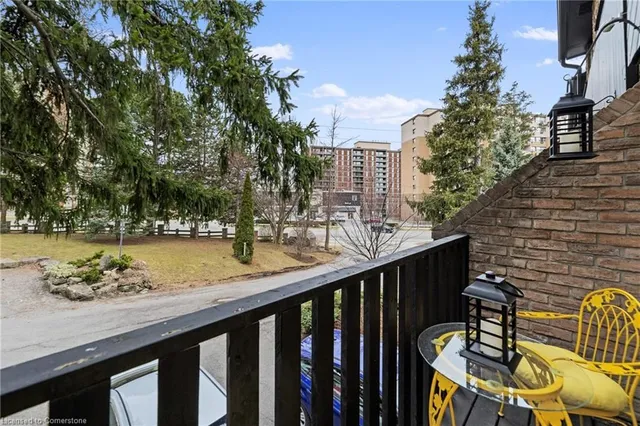 Additional image 28 of 1967 Main St Unit 6