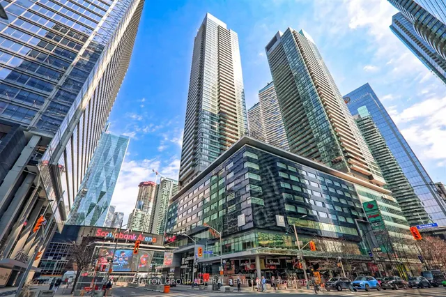 Additional image 4 of 55 Bremner Blvd Unit 1407