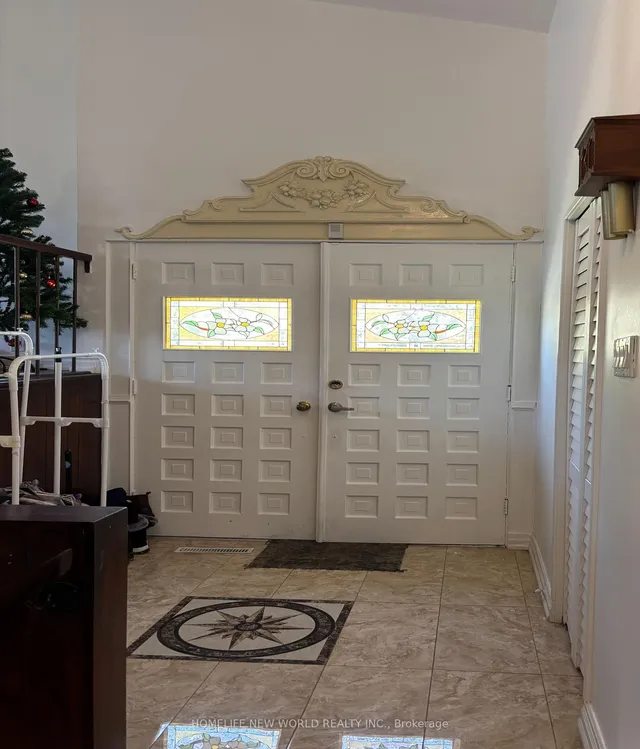 Additional image 5 of 1 Highbrook Dr