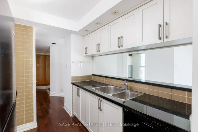 Additional image 16 of 99 Harbour Sq Unit 3002