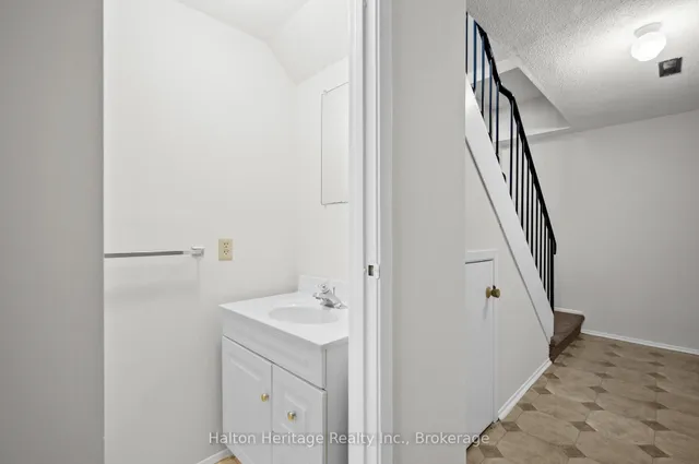 Additional image 36 of 1556 Lancaster Dr Unit 71