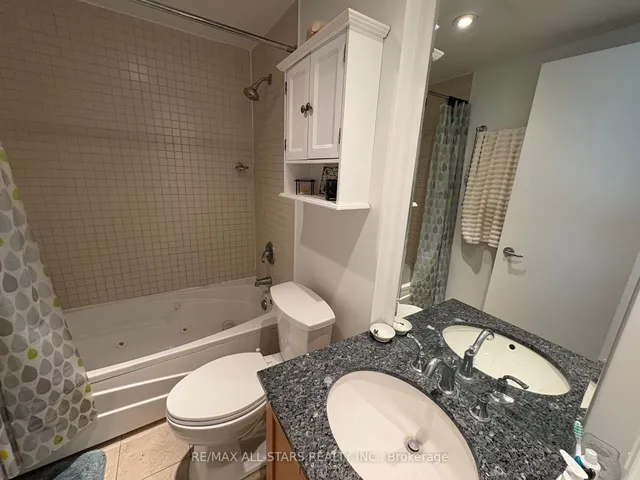 Additional image 23 of 500 Queens Quay N/A Unit 412W