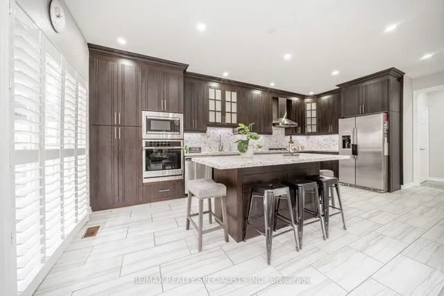 Additional image 12 of 102 Chalkfarm Cres