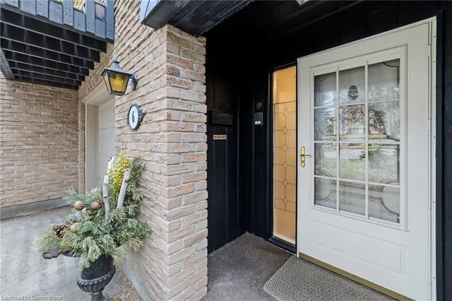 Additional image 3 of 1967 Main St Unit 6