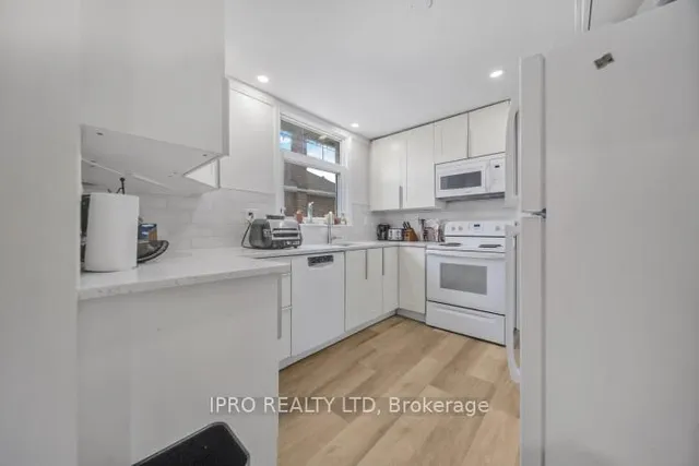 Additional image 12 of 146 Glencarry Ave