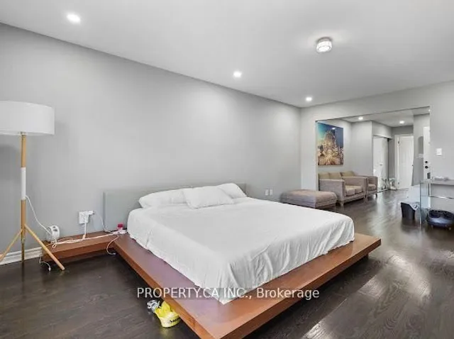 Additional image 5 of 233 David Dunlap Circ