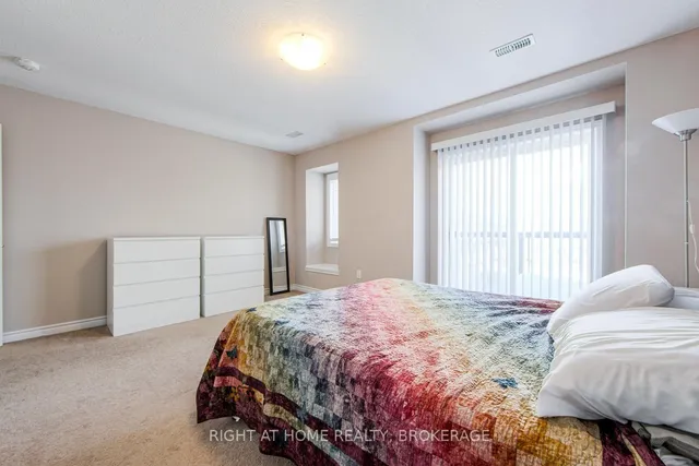 Additional image 28 of 445 Ontario St St Unit 62