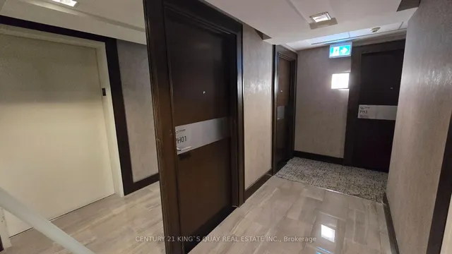 Additional image 5 of 21 Iceboat Terr Unit ph01