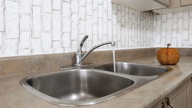 Additional image 11 of 435 Middlefield Rd Unit 47