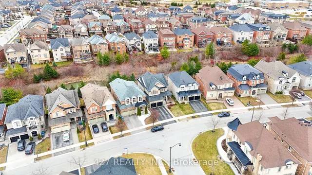 Additional image 47 of 38 Intrigue Tr