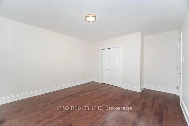 Additional image 28 of 42 Hillside Dr