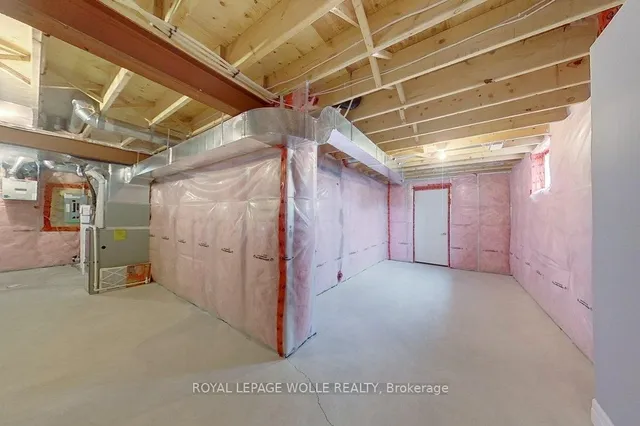 Additional image 46 of 69 Eaglecrest St