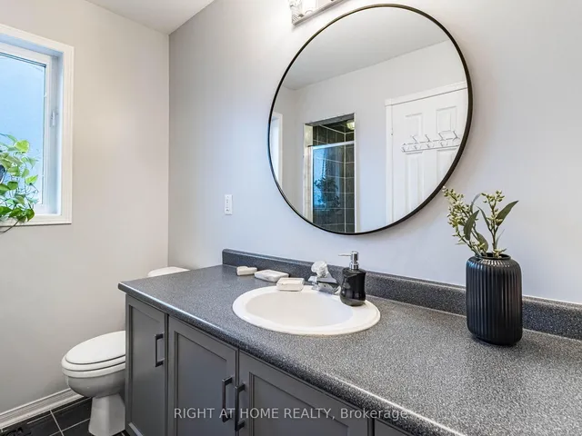 Additional image 23 of 11 Tiller Tr