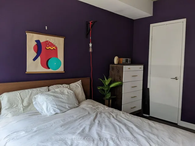 Additional image 11 of 1030 King St Unit 323