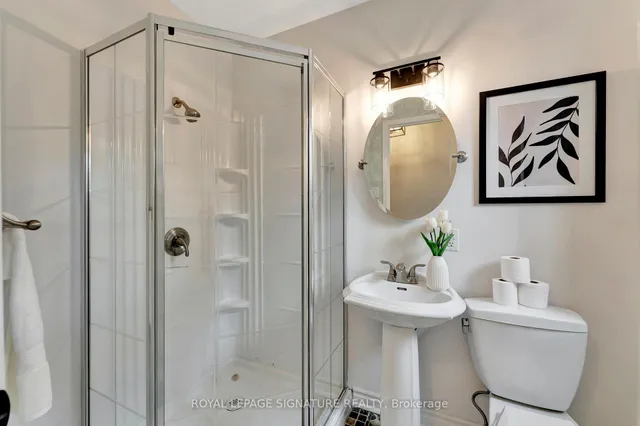 Additional image 21 of 780 Woodward Ave