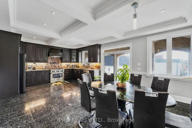 Additional image 16 of 55 Yorkdale Cres