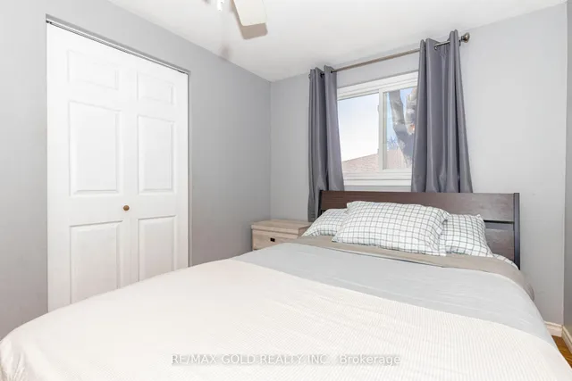 Additional image 34 of 37 Brookdale Cres