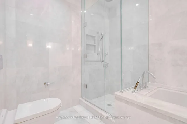 Additional image 26 of 206 Bloor St Unit 801