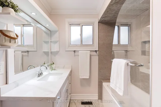 Additional image 24 of 1155 Falgarwood Dr