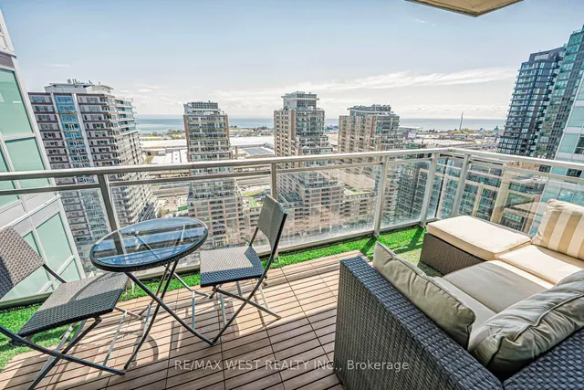 Additional image 20 of 80 Western Battery Rd Unit 2311