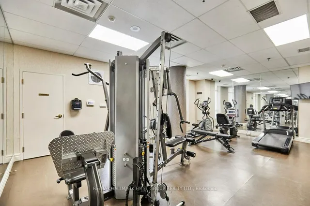 Additional image 23 of 28 Olive Ave Unit 612