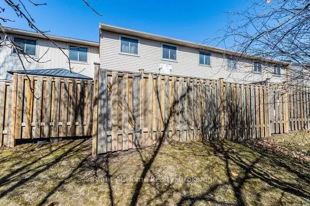 Additional image 38 of 1528 Lancaster Dr Unit 24