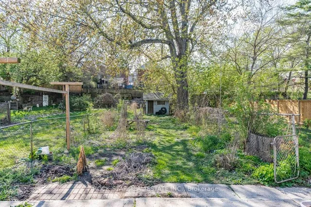 Additional image 45 of 58 Erie Ave