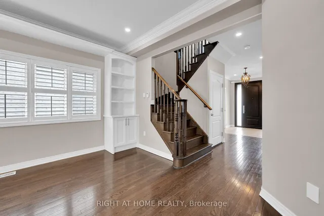 Additional image 22 of 1445 Laurier Ave