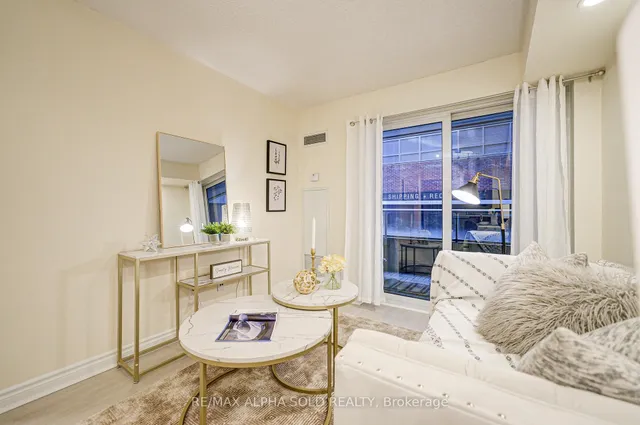 Additional image 18 of 250 Wellington St Unit 246