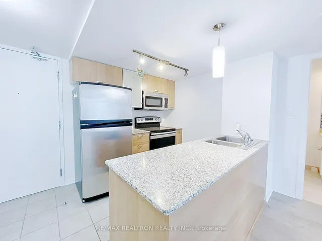 Additional image 4 of 37 Grosvenor St Unit 1009