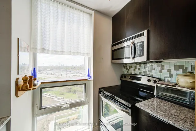 Additional image 14 of 16 Brookers Lane Unit 1602