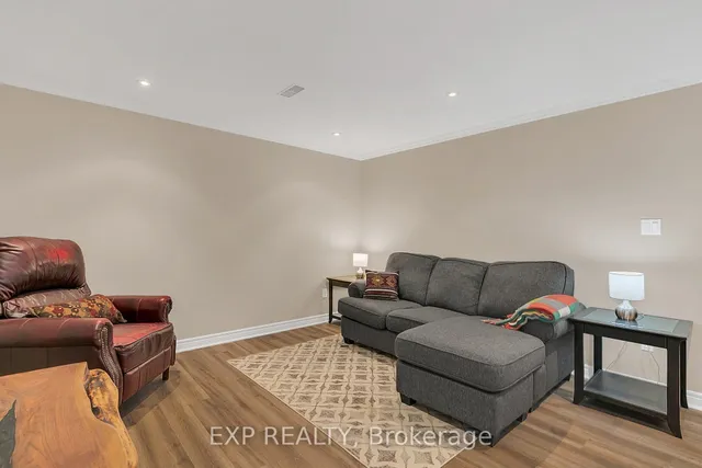 Additional image 23 of 102 Connelly Dr