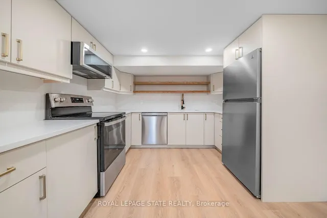 Additional image 29 of 869 Garth St