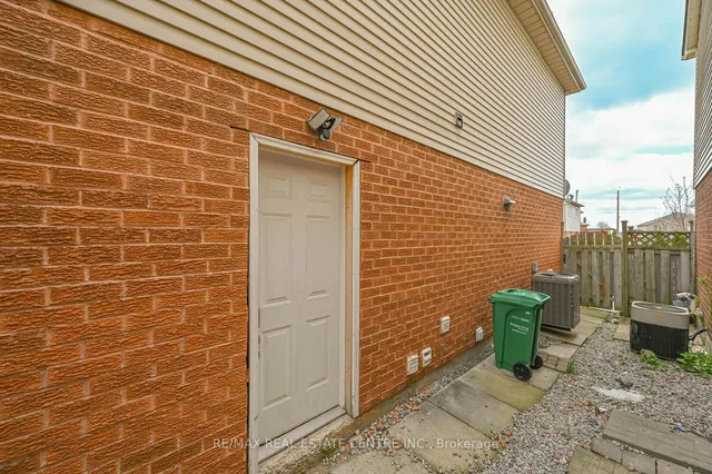 Additional image 43 of 10 Stalbridge Ave