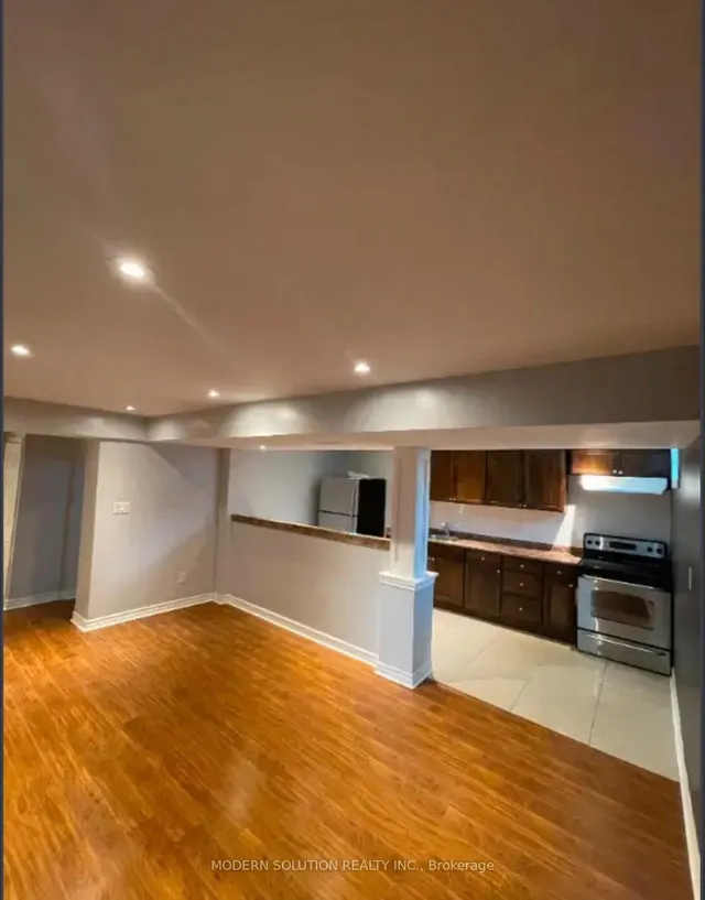 Additional image 18 of 31 Silver Willow Tr