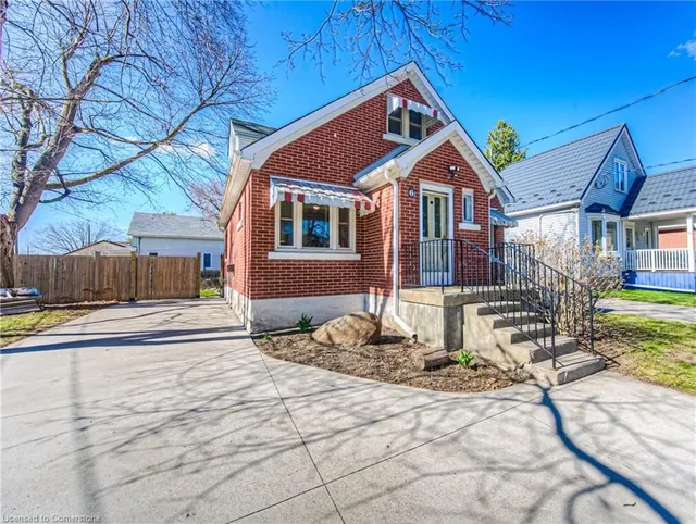 Additional image 3 of 6 Peltz Ave